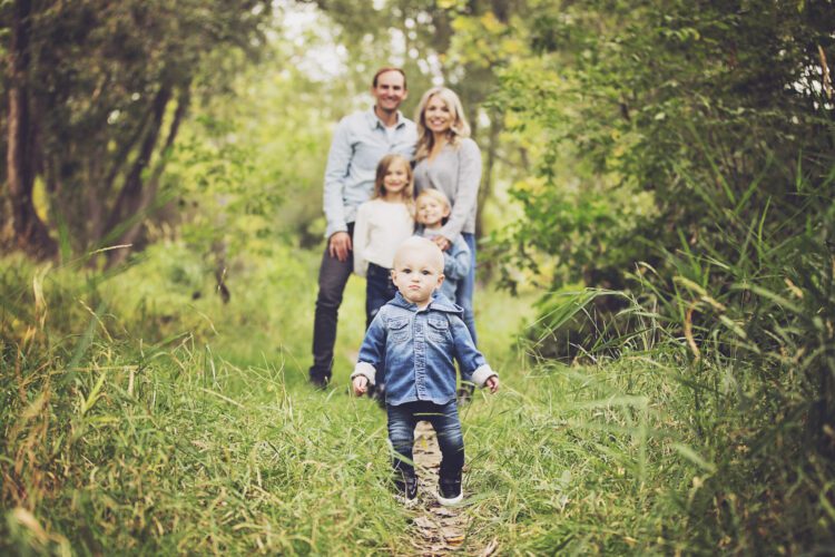 Family photoshoot at Confederation Park