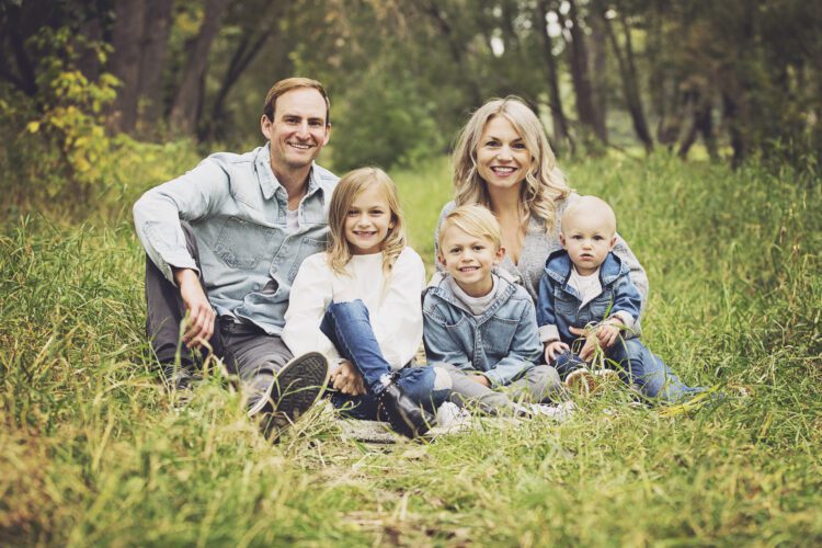 Family photoshoot at Confederation Park